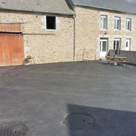 Gite Le Desire Villa Tanis ภายนอก รูปภาพ